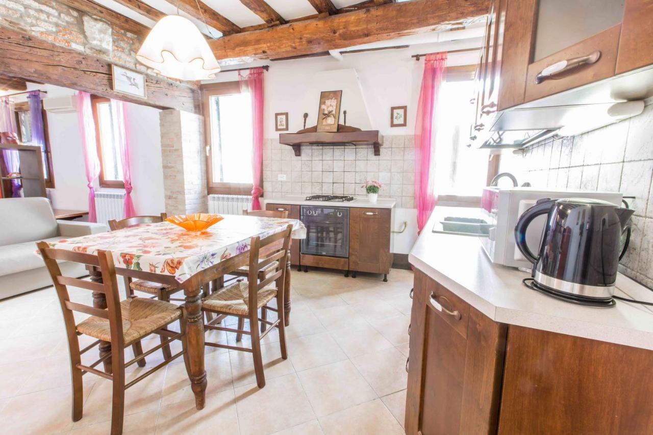 Canal Dream Cosy Apartment With Canal View Venedig Exterior foto